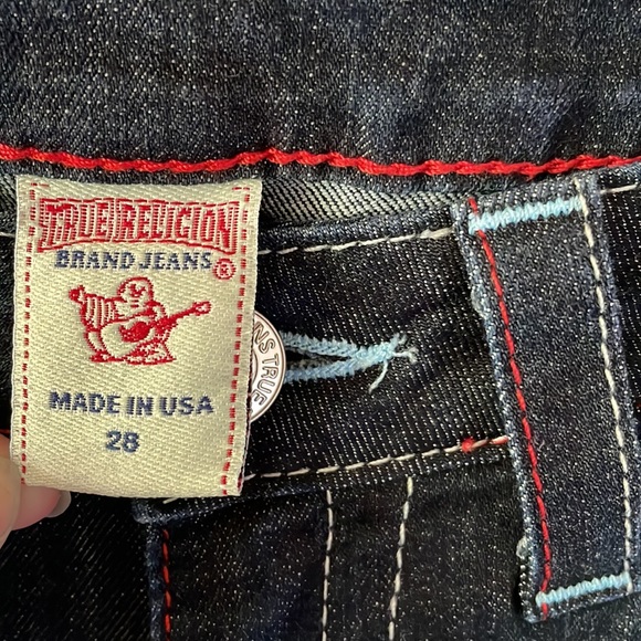 True religion Capri dark wash jeans size 28 red and blue white stitching - Picture 7 of 7